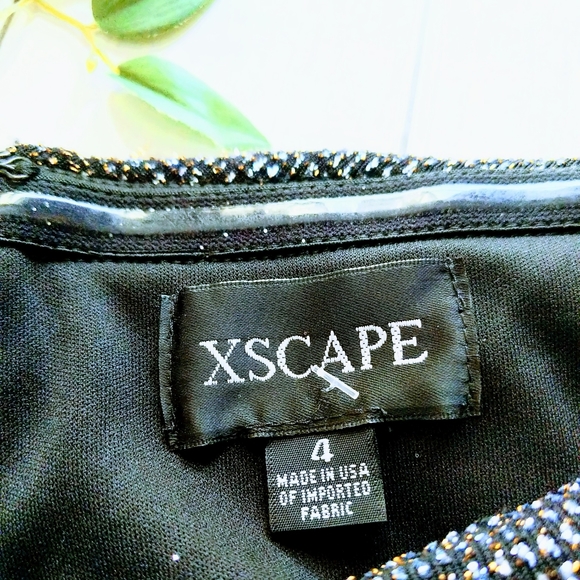 Xscape Evenings Women Metallic Sparkle Gown SIZE 4 Off The Shoulder Black - Picture 3 of 12